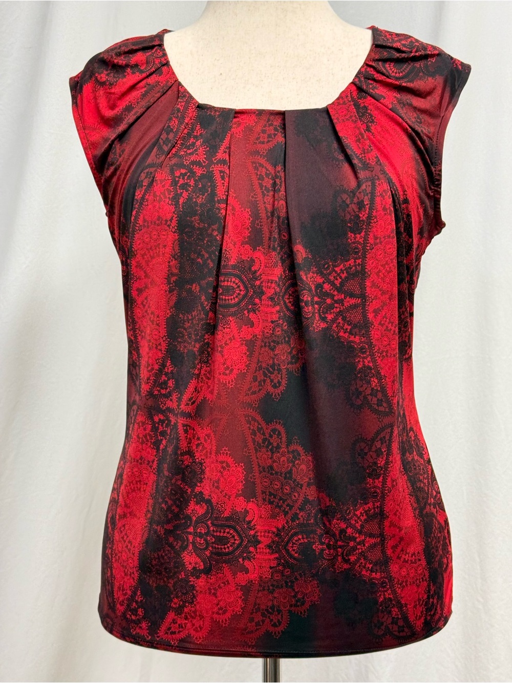 Worthington Red and Black Lace-Print Cap Sleeve Top